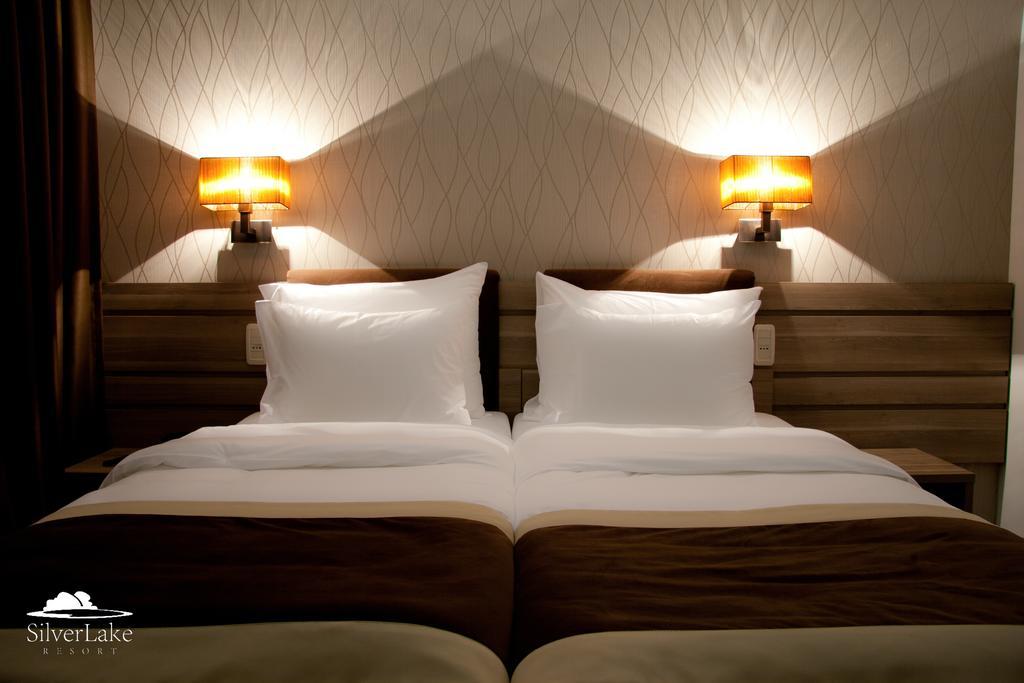 Hotel Danubia Park Veliko Gradiste Ruang foto